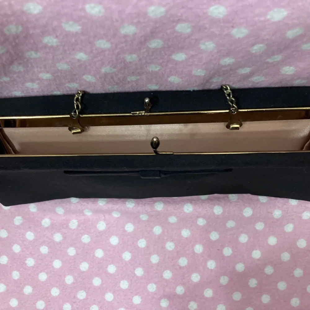 Vintage black clutch - gold clasp